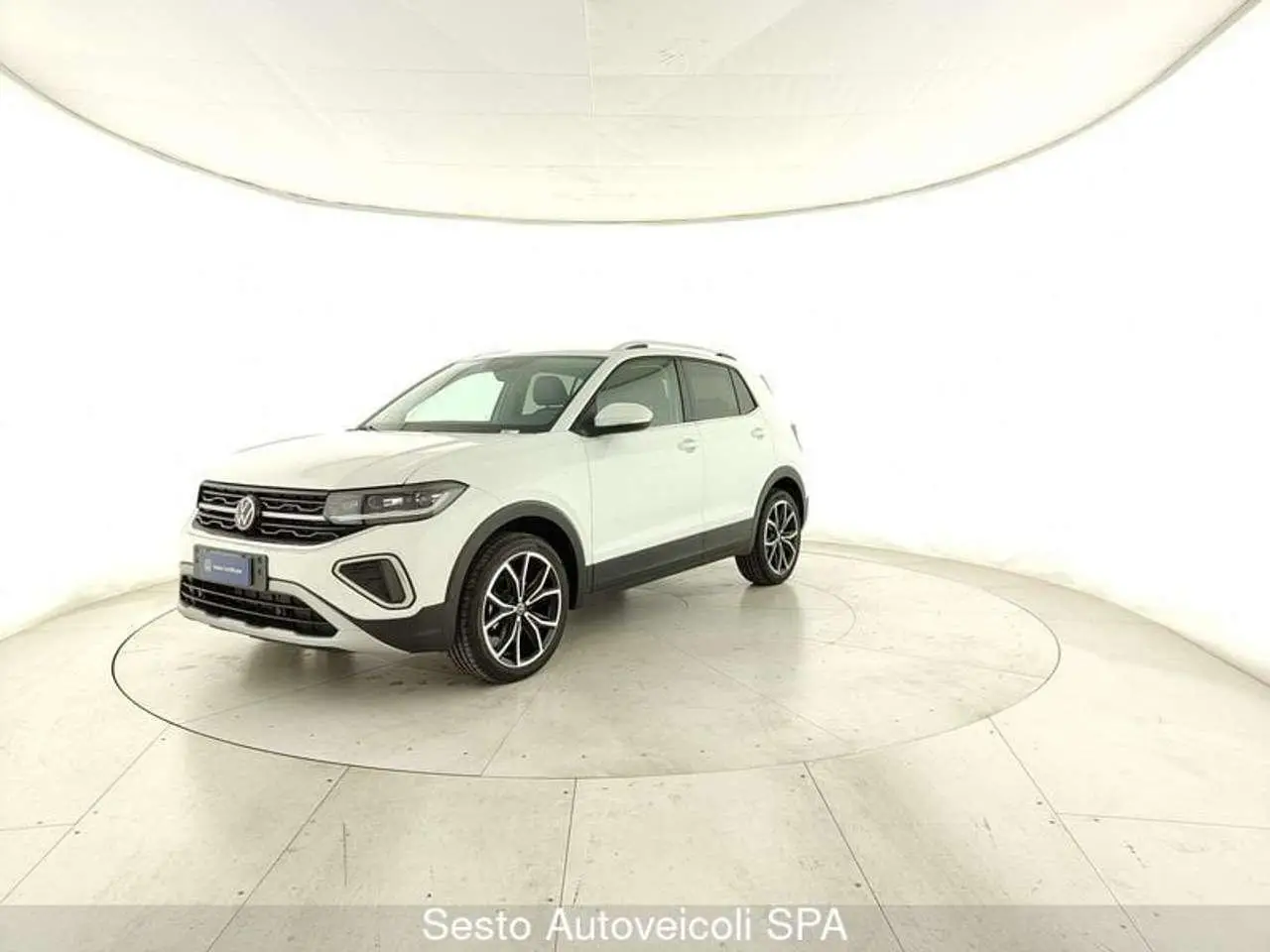 Photo 1 : Volkswagen T-cross 2024 Petrol