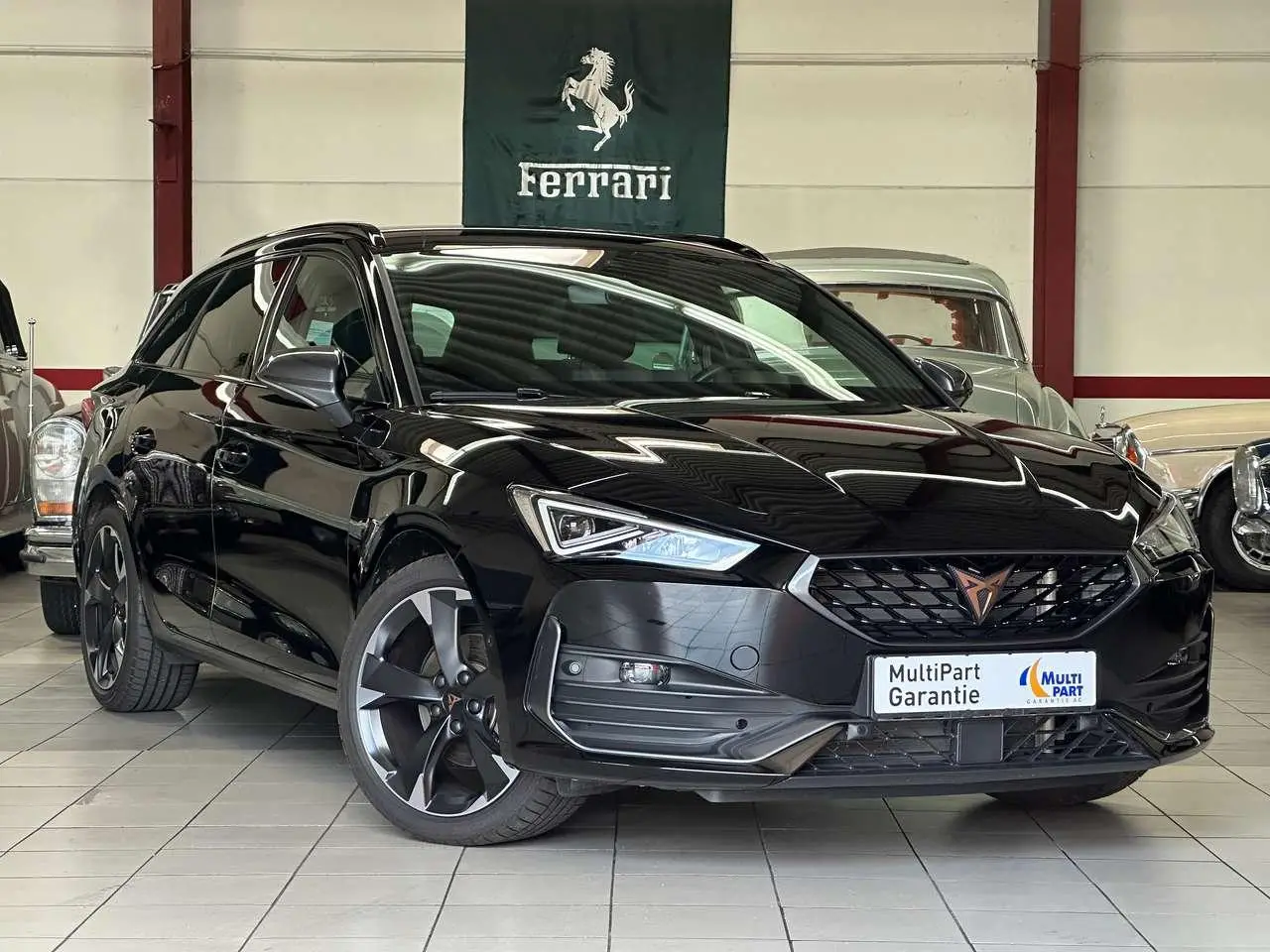 Photo 1 : Cupra Leon 2023 Essence