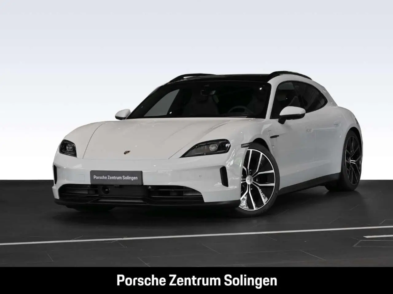 Photo 1 : Porsche Taycan 2024 Électrique