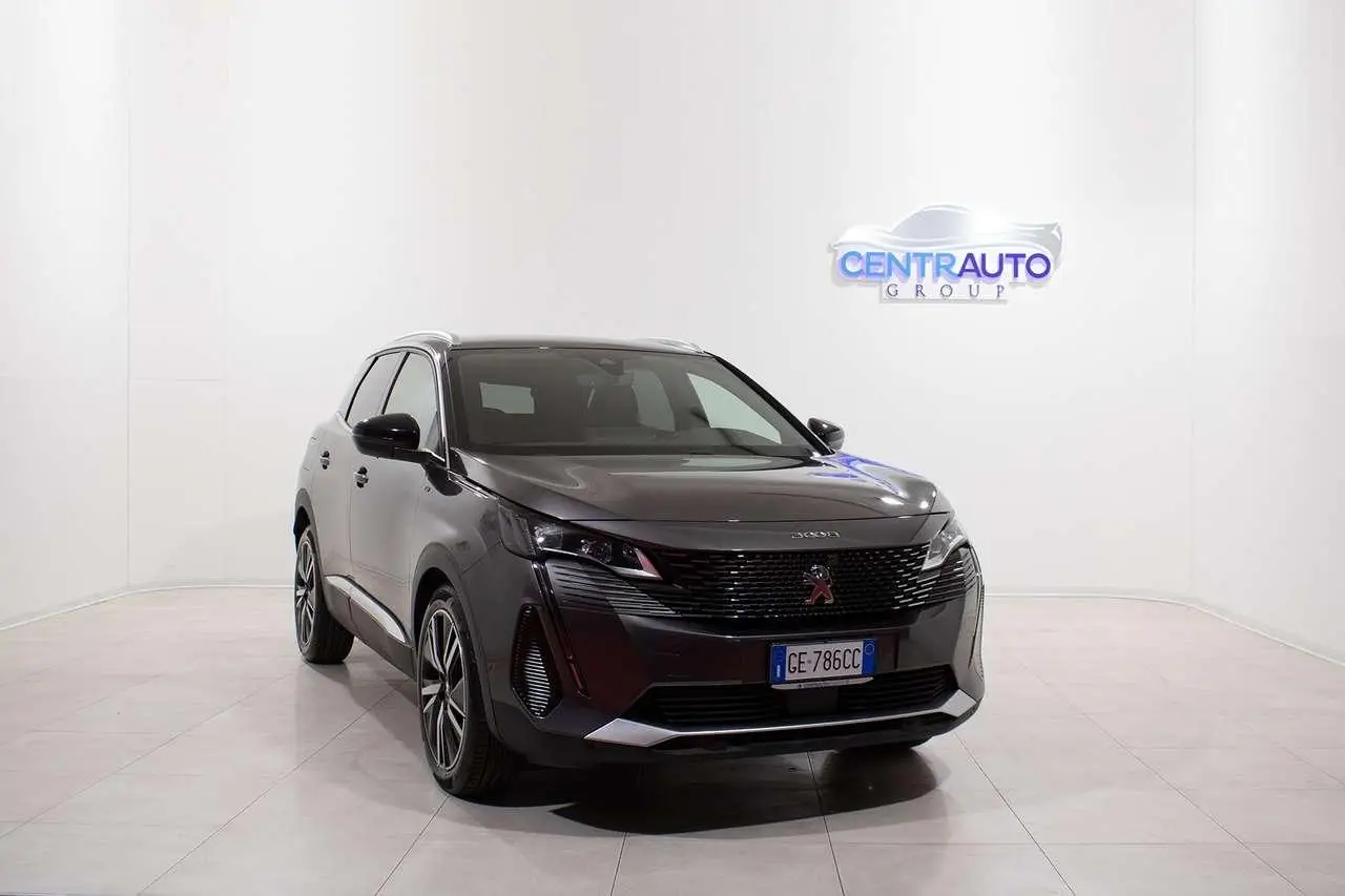 Photo 1 : Peugeot 3008 2021 Diesel