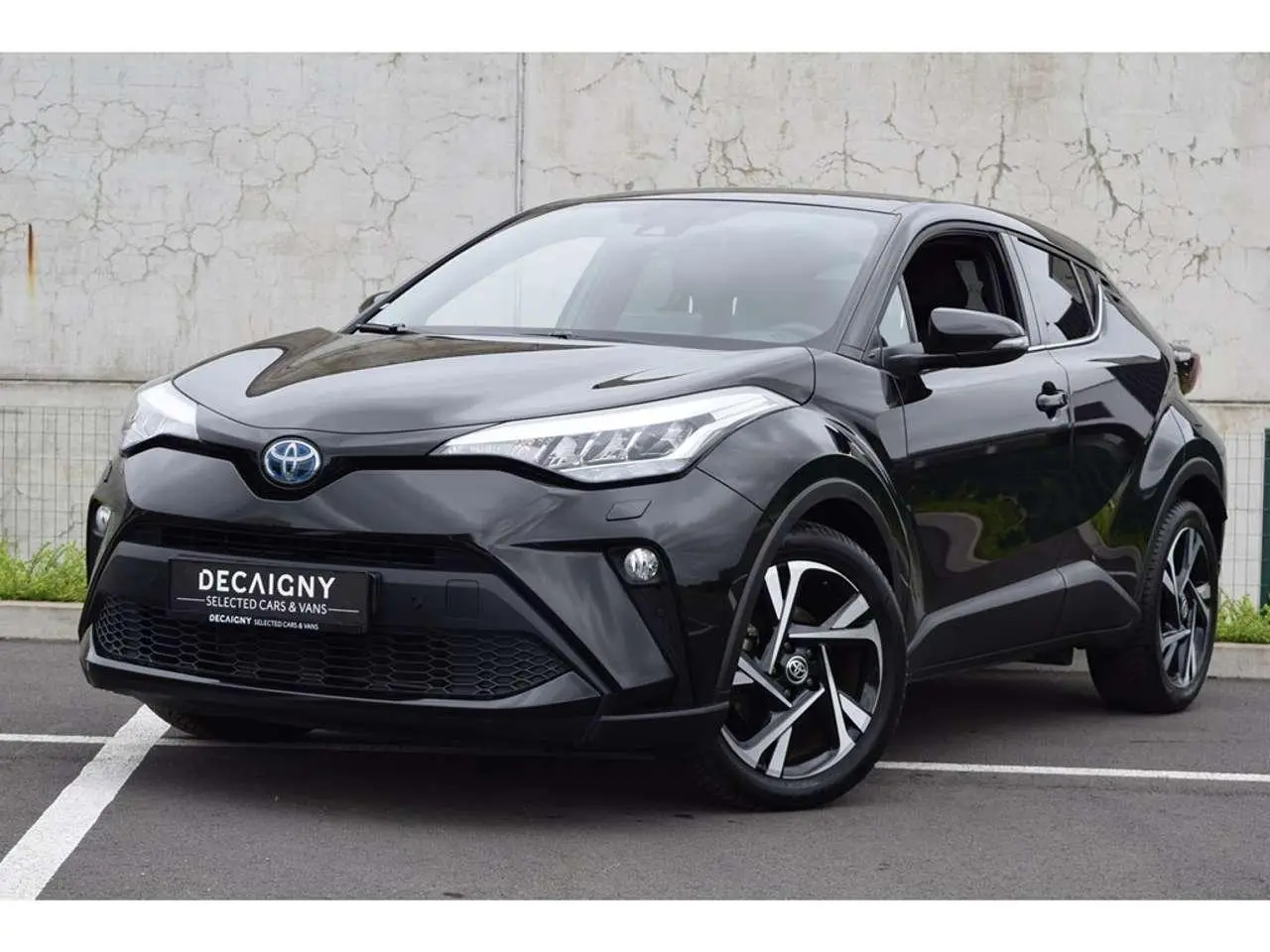 Photo 1 : Toyota C-hr 2023 Petrol