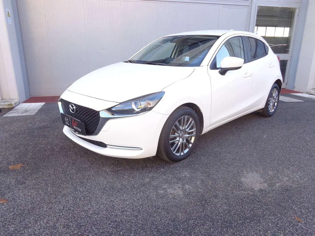 Photo 1 : Mazda 2 2021 Hybride