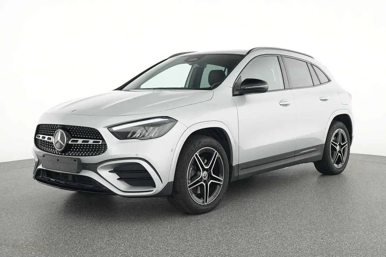 Photo 1 : Mercedes-benz Classe Gla 2023 Hybride