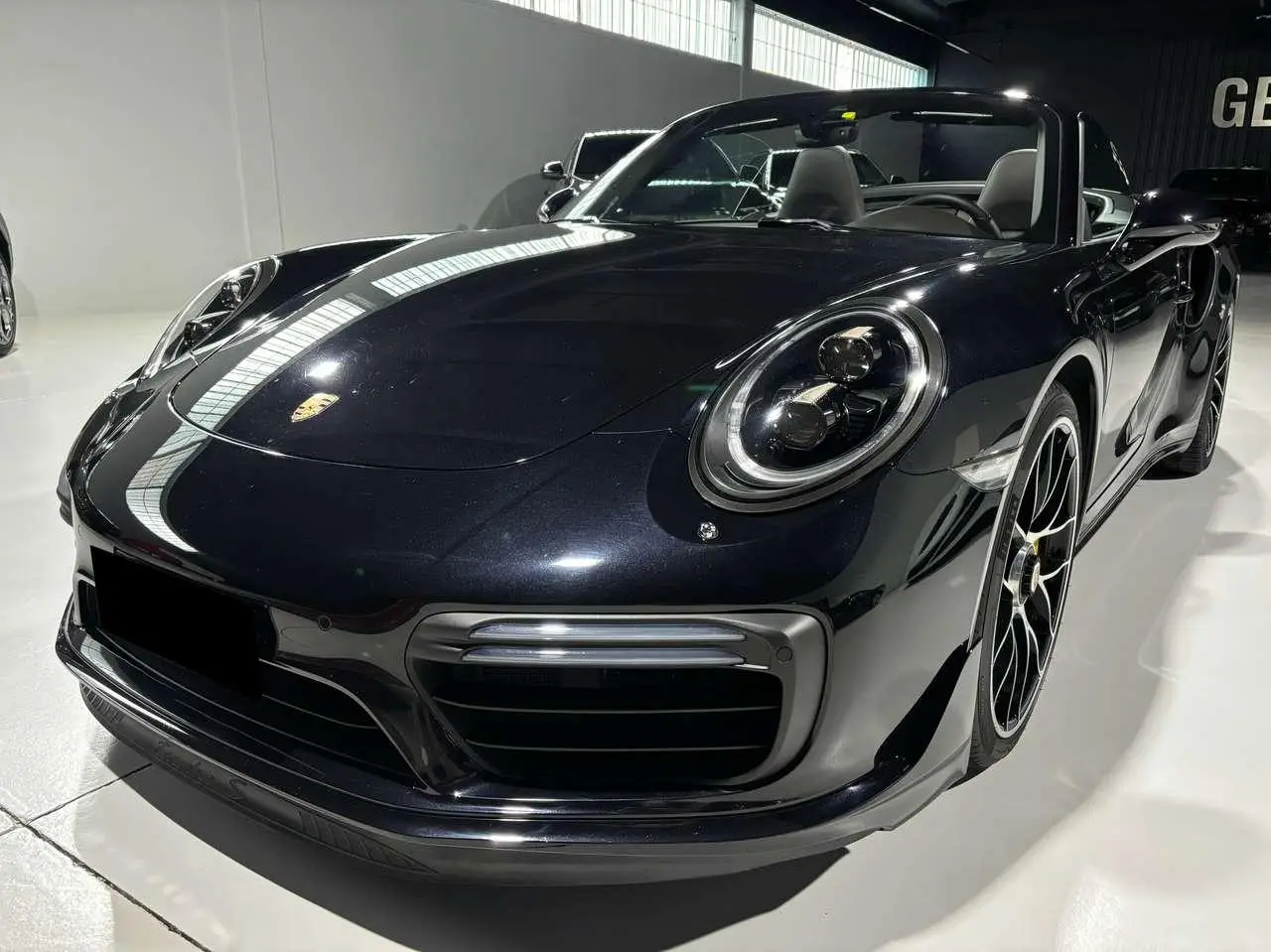 Photo 1 : Porsche 911 2018 Essence