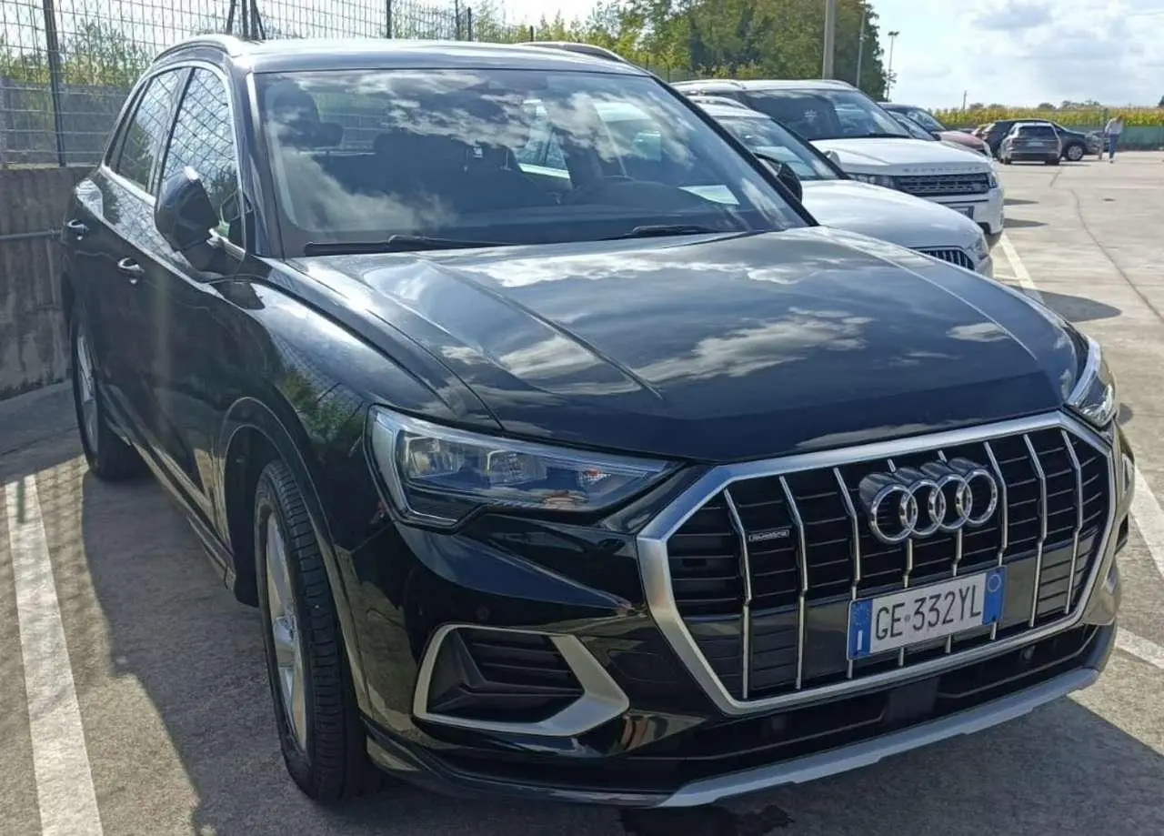 Photo 1 : Audi Q3 2021 Diesel