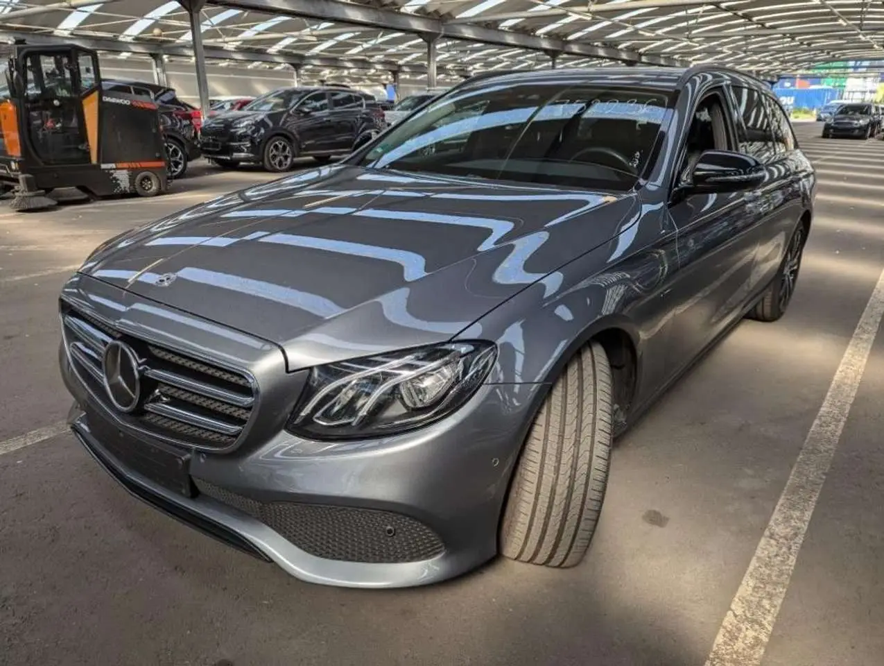 Photo 1 : Mercedes-benz Classe E 2019 Hybride