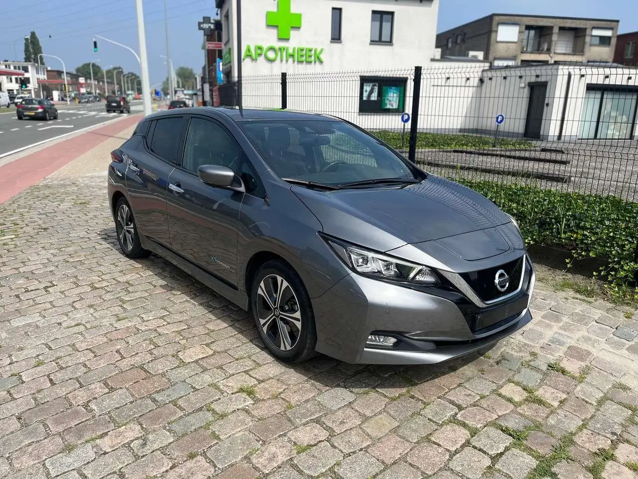 Photo 1 : Nissan Leaf 2019 Électrique