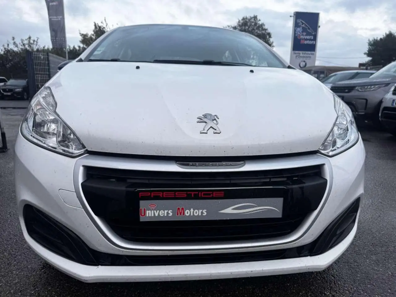 Photo 1 : Peugeot 208 2019 Petrol