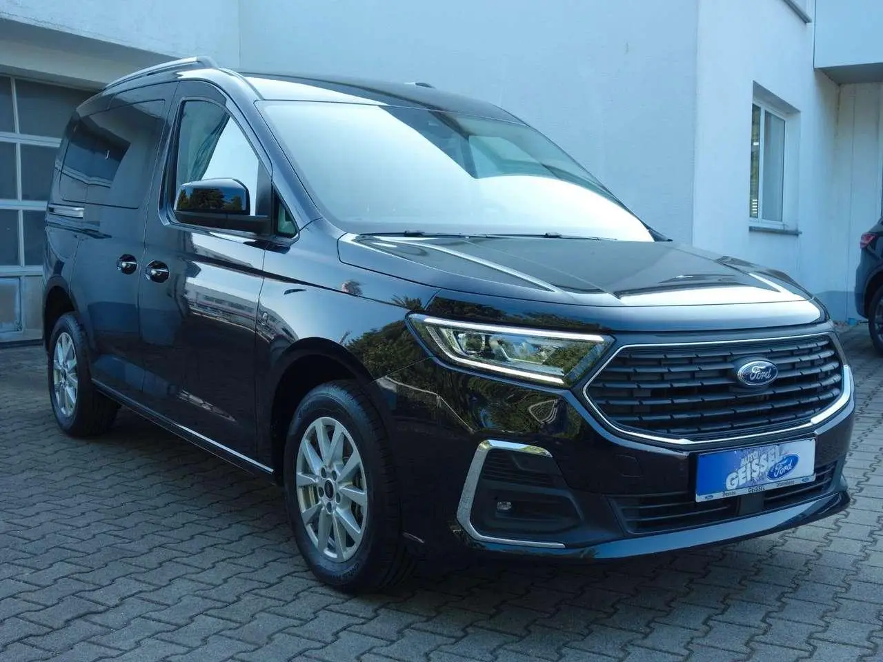 Photo 1 : Ford Tourneo 2023 Diesel