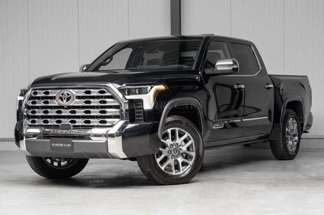 Photo 1 : Toyota Tundra 2024 Petrol