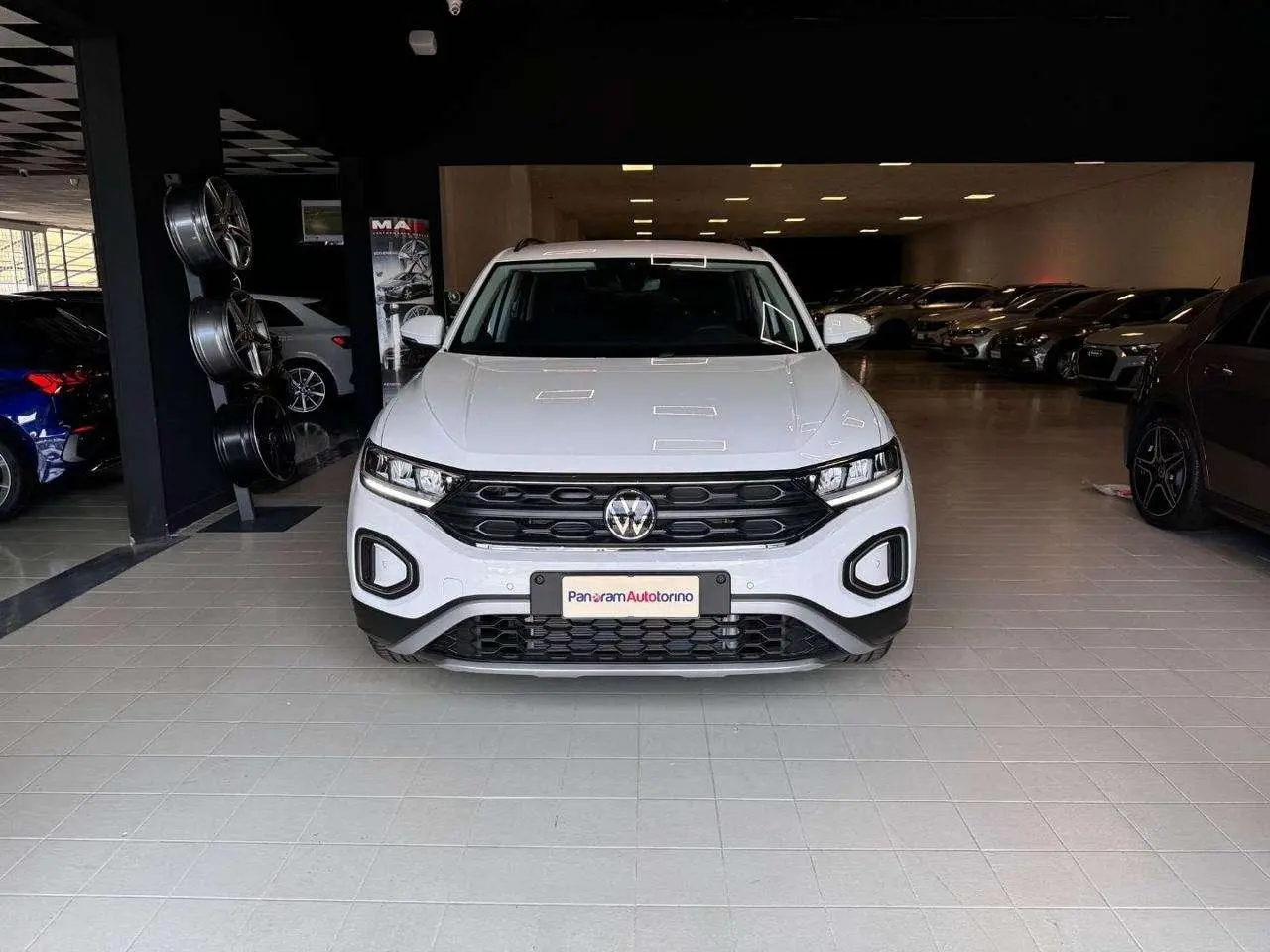 Photo 1 : Volkswagen T-roc 2024 Essence