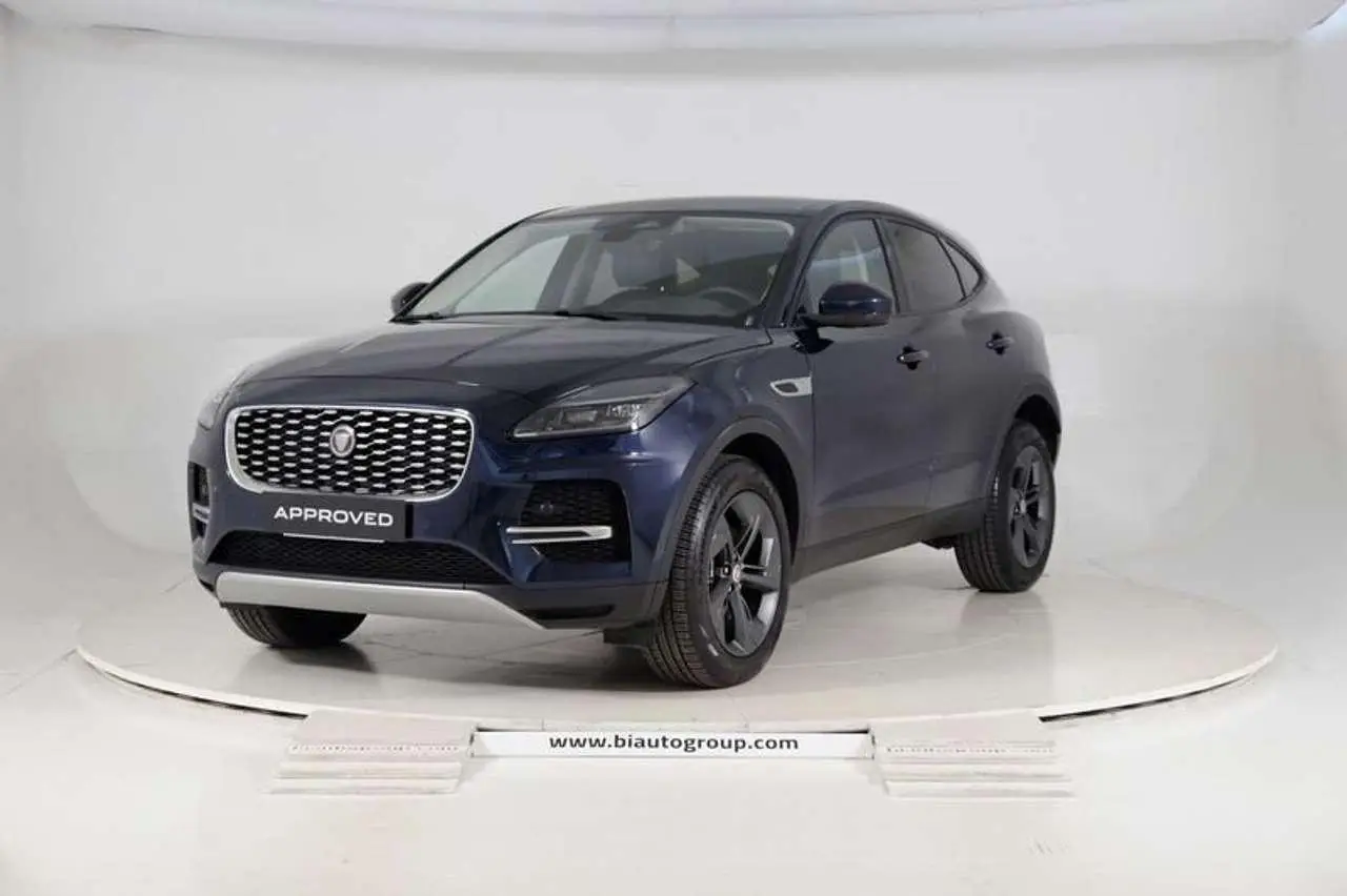 Photo 1 : Jaguar E-pace 2022 Hybrid