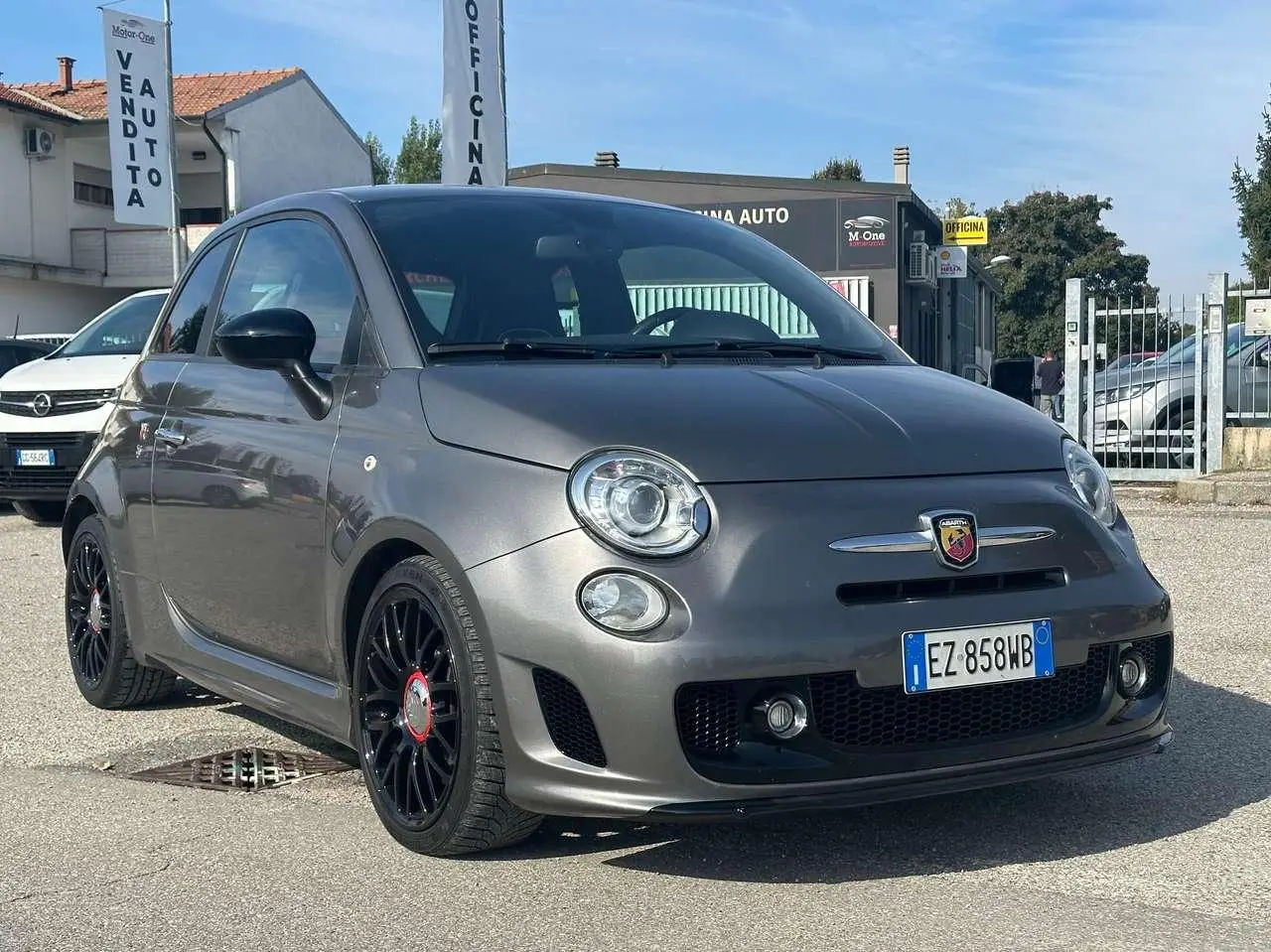 Photo 1 : Abarth 595 2015 Essence