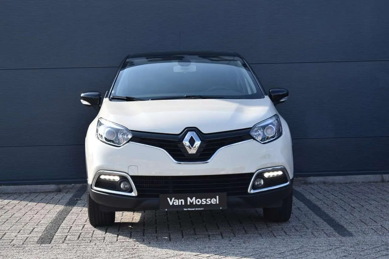 Photo 1 : Renault Captur 2016 Petrol