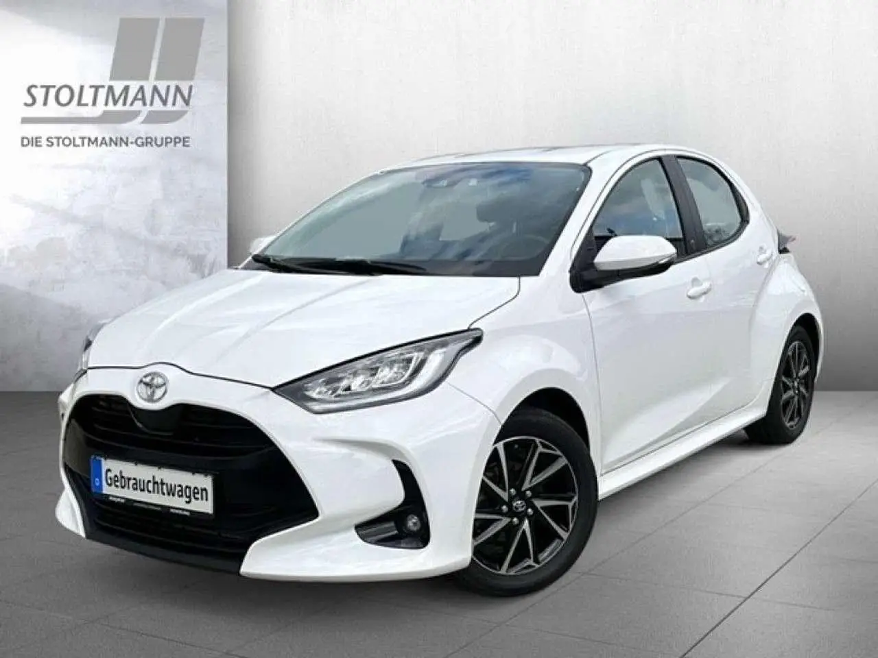 Photo 1 : Toyota Yaris 2023 Petrol