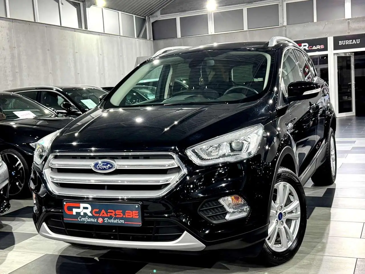 Photo 1 : Ford Kuga 2019 Petrol