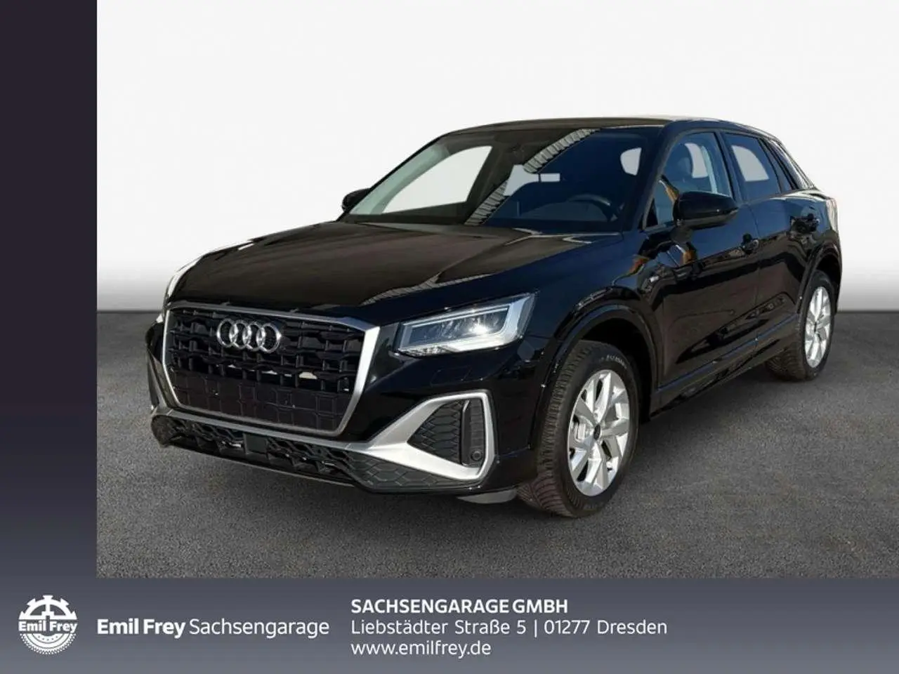 Photo 1 : Audi Q2 2023 Essence