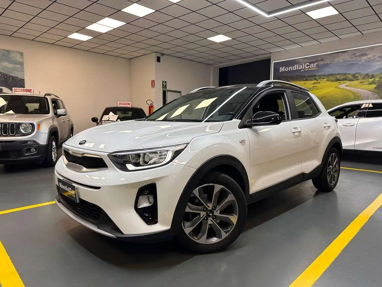 Photo 1 : Kia Stonic 2019 Petrol