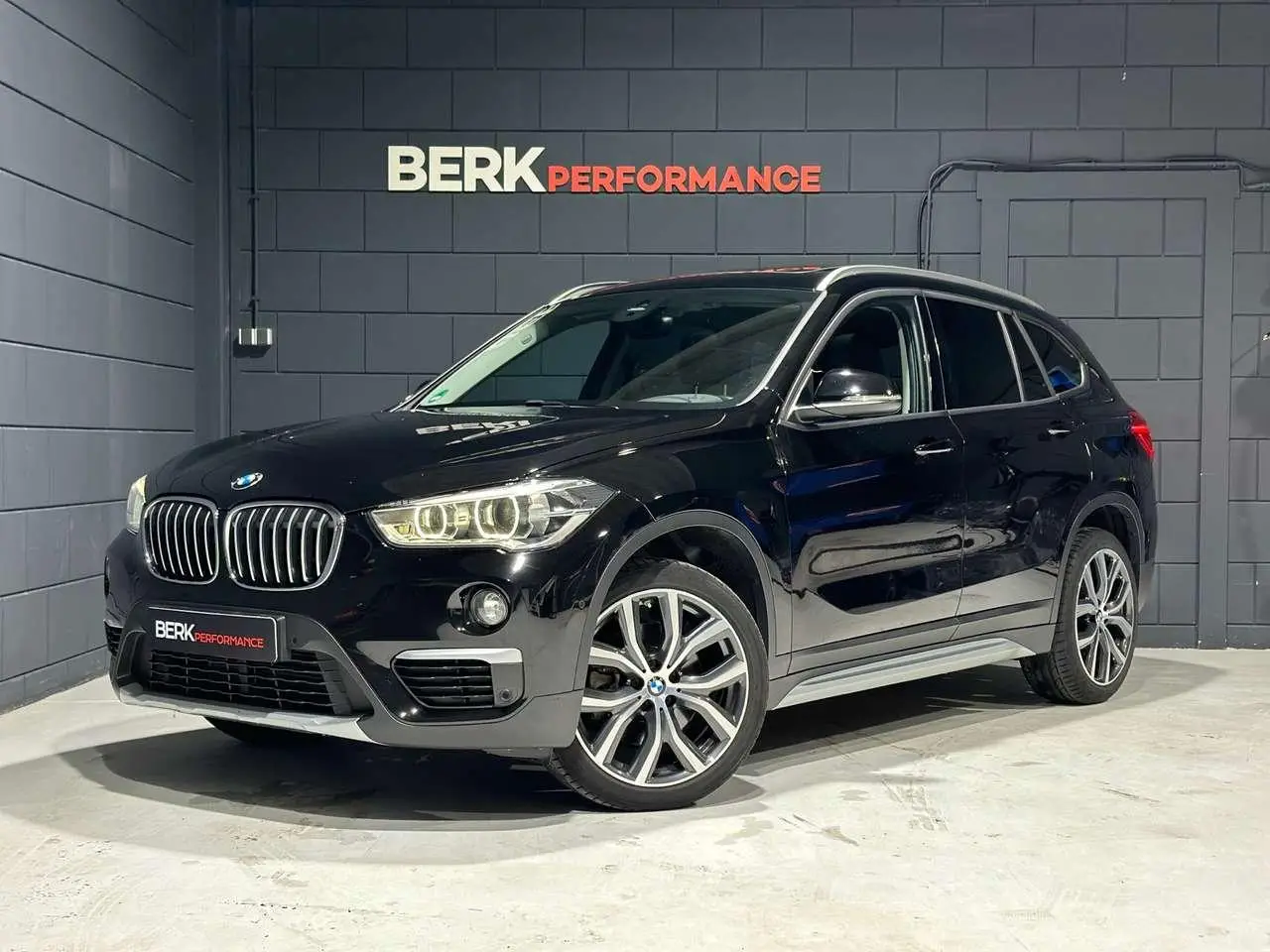 Photo 1 : Bmw X1 2016 Essence