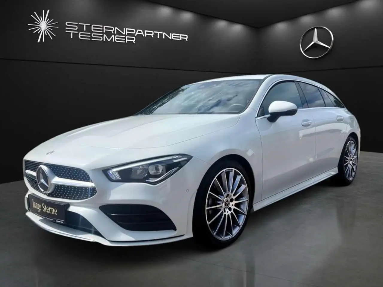 Photo 1 : Mercedes-benz Classe Cla 2022 Petrol