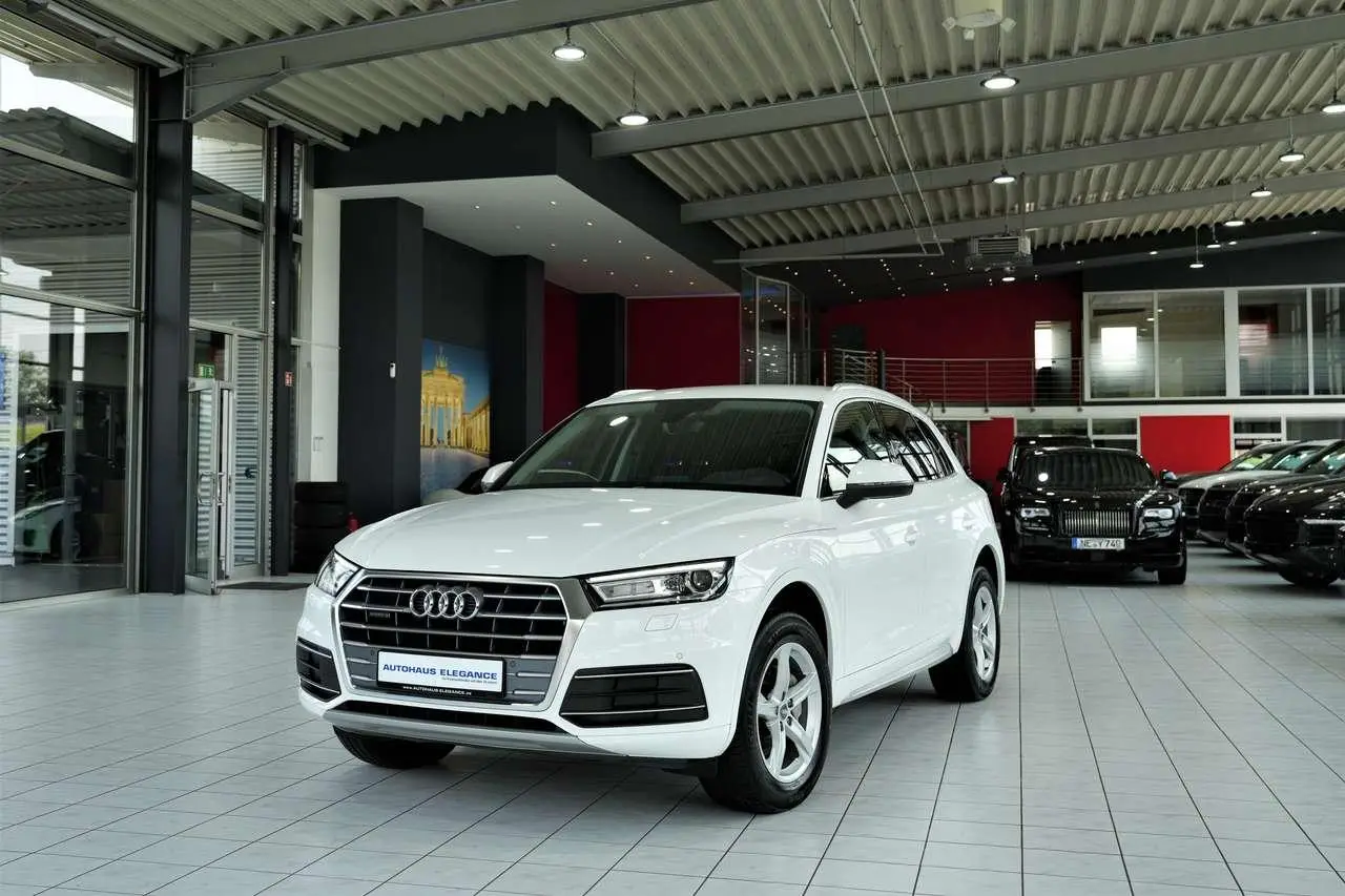 Photo 1 : Audi Q5 2019 Diesel