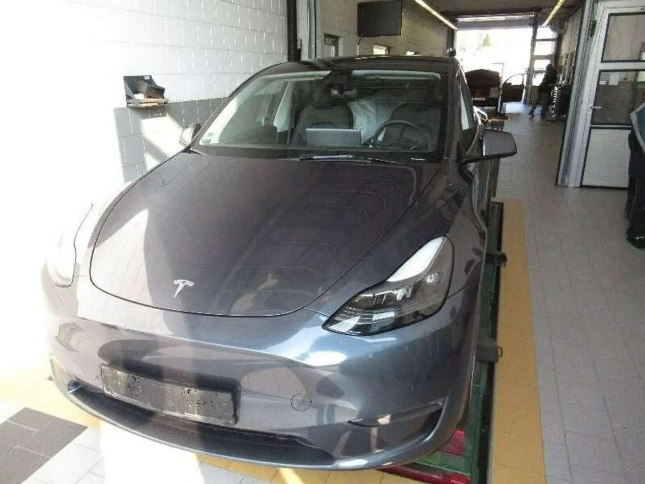 Photo 1 : Tesla Model Y 2022 Électrique