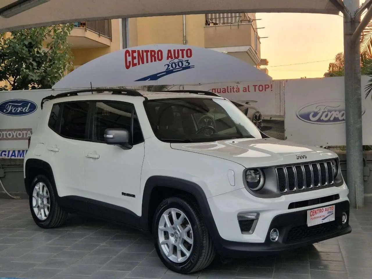 Photo 1 : Jeep Renegade 2020 Non renseigné