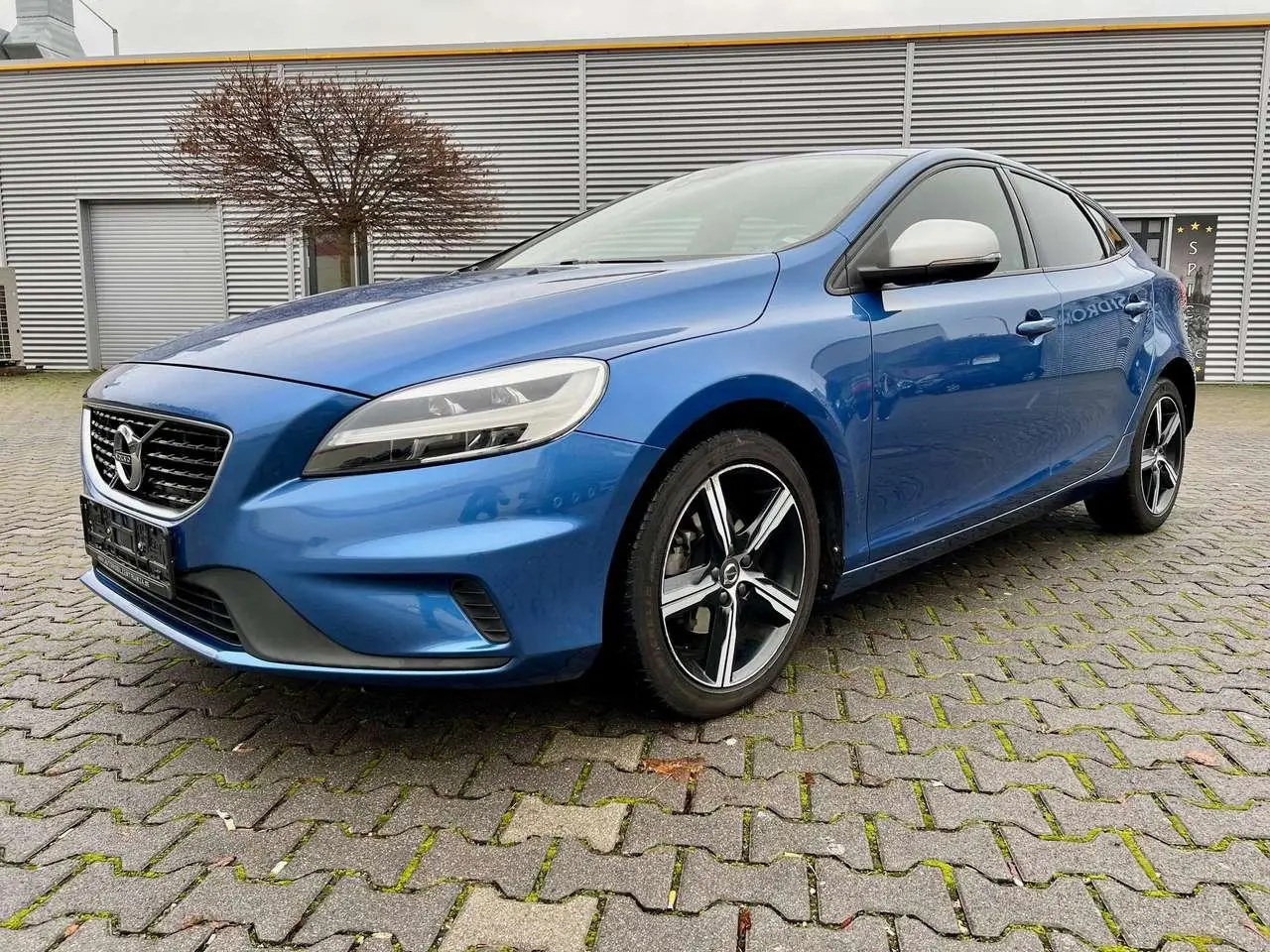 Photo 1 : Volvo V40 2017 Diesel