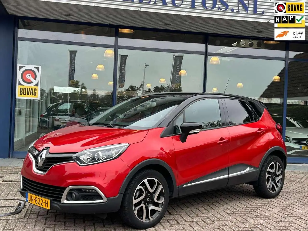 Photo 1 : Renault Captur 2016 Essence