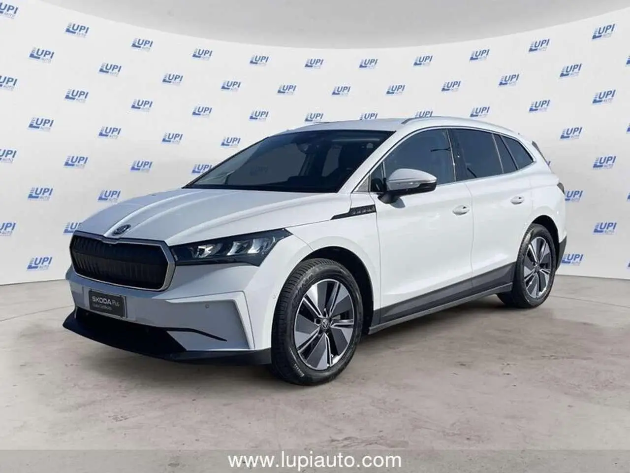 Photo 1 : Skoda Enyaq 2022 Électrique