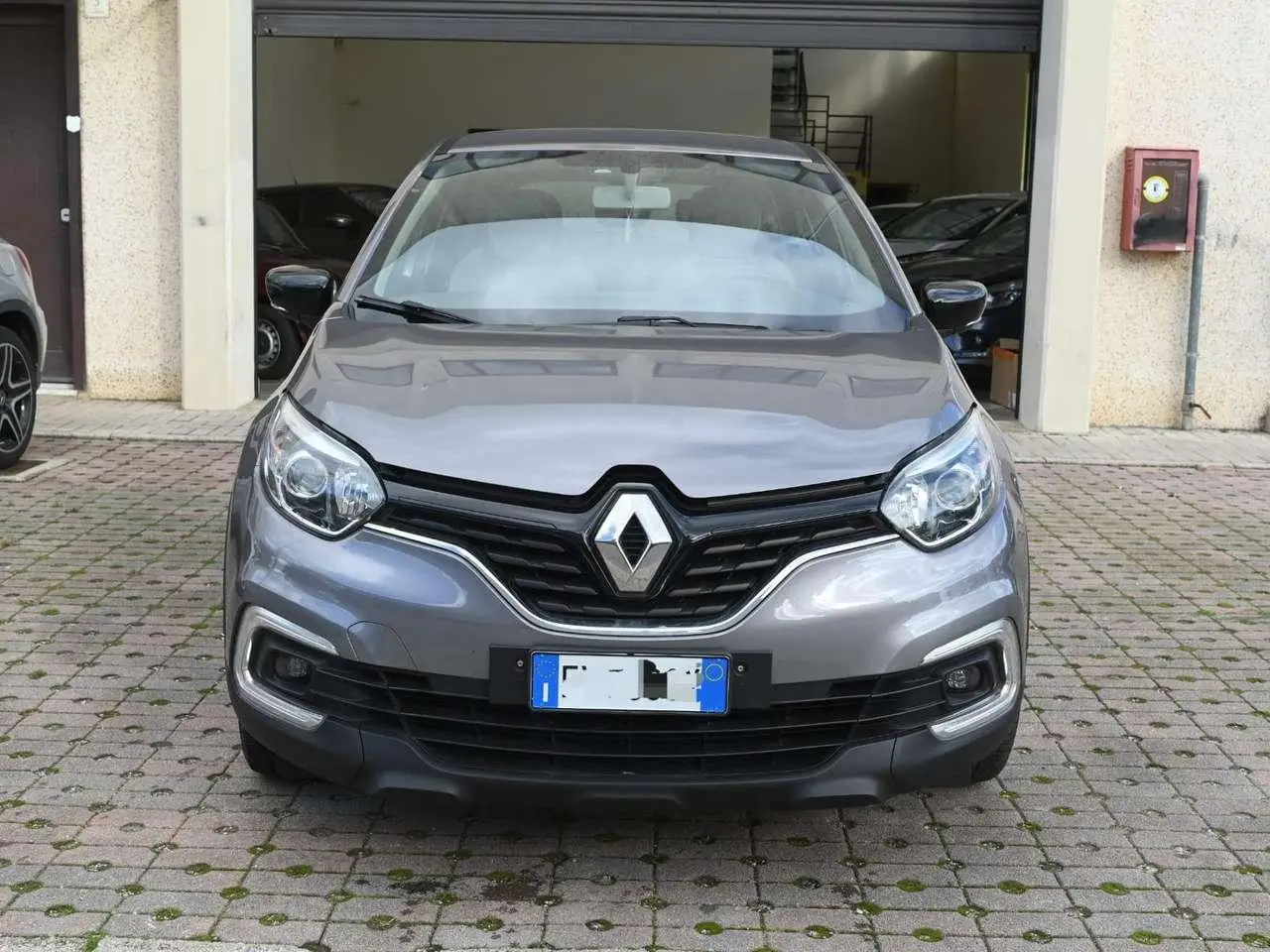 Photo 1 : Renault Captur 2019 Essence