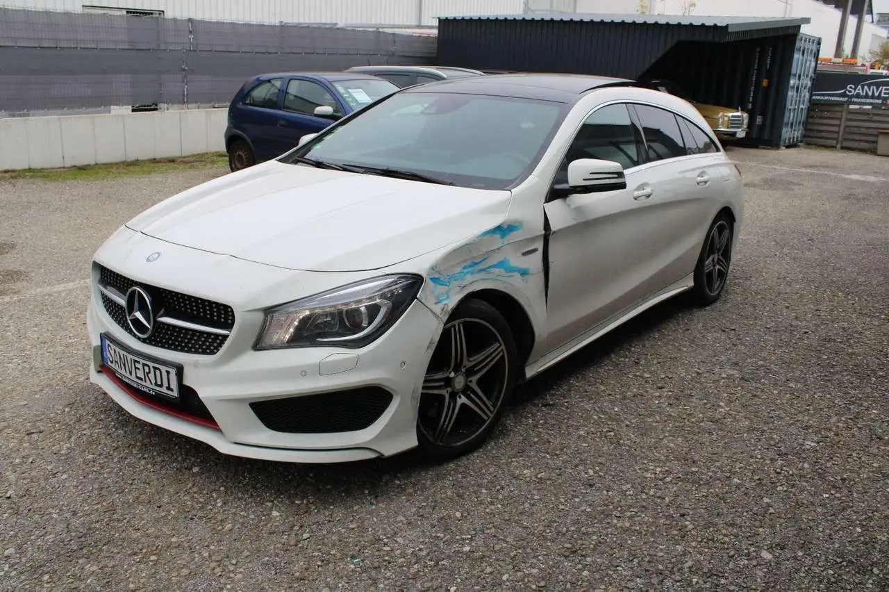 Photo 1 : Mercedes-benz Classe Cla 2016 Essence