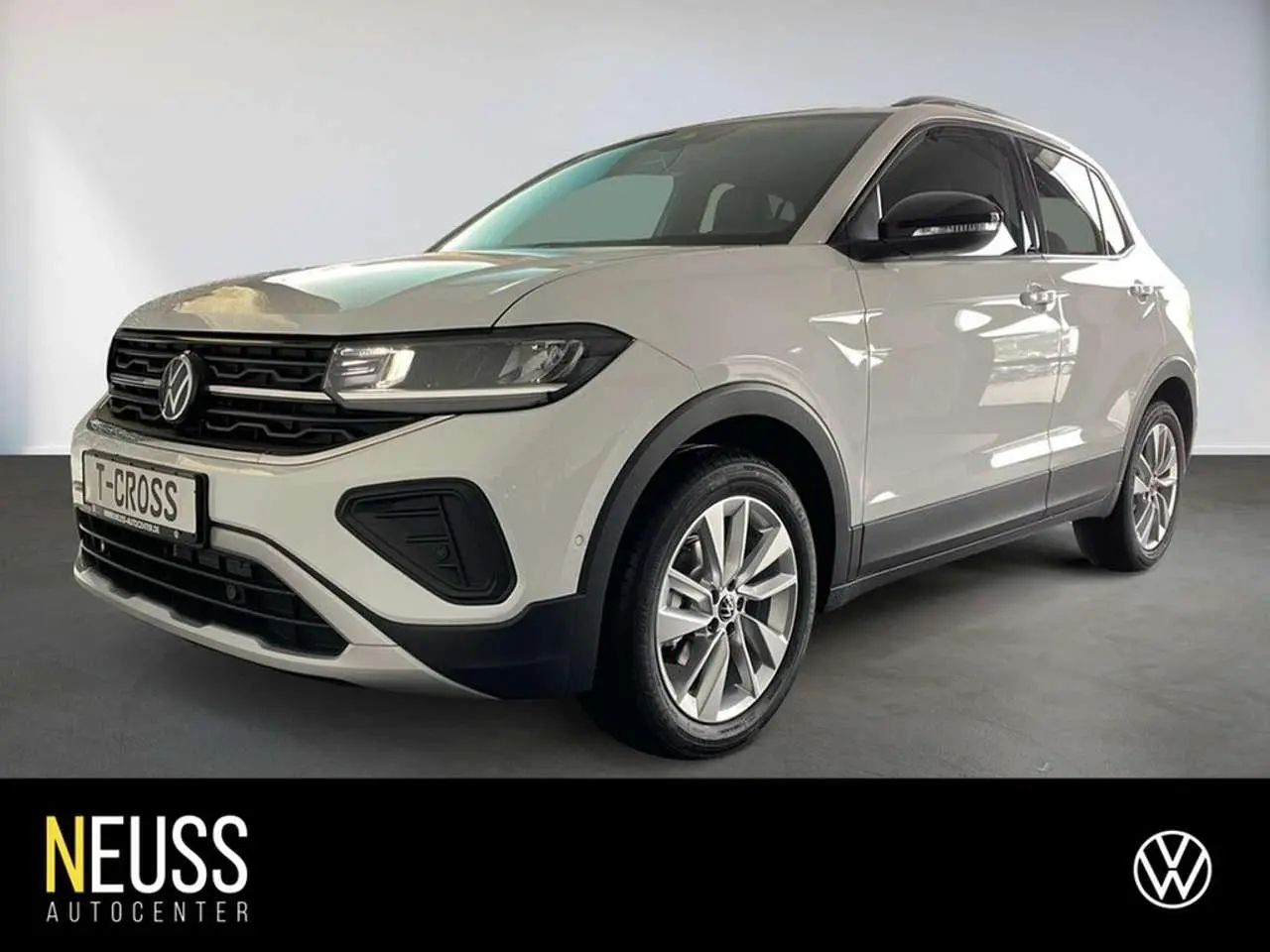 Photo 1 : Volkswagen T-cross 2024 Essence