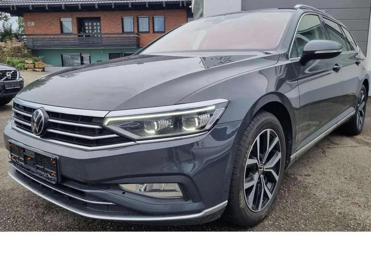 Photo 1 : Volkswagen Passat 2021 Diesel