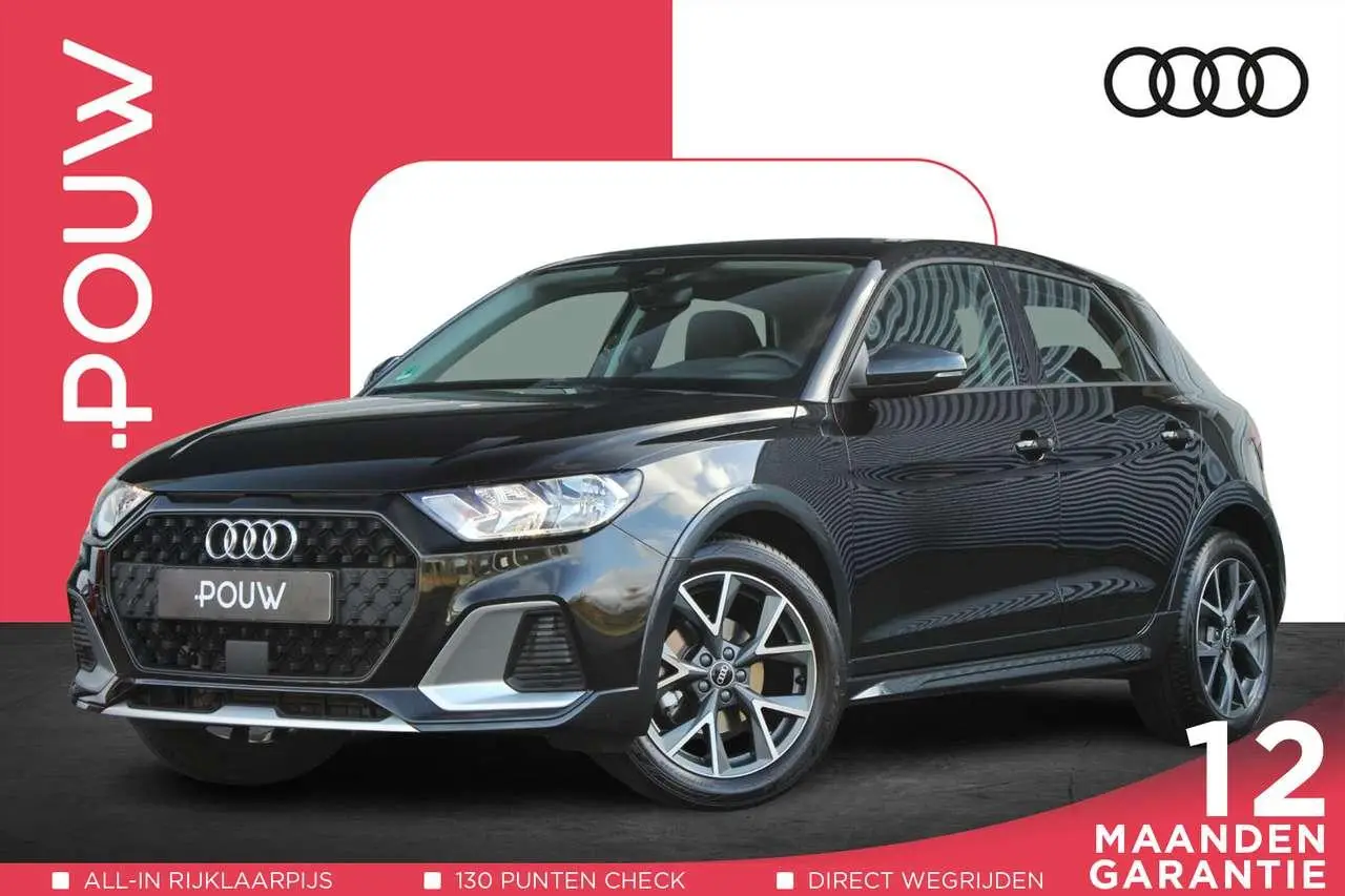 Photo 1 : Audi A1 2021 Essence