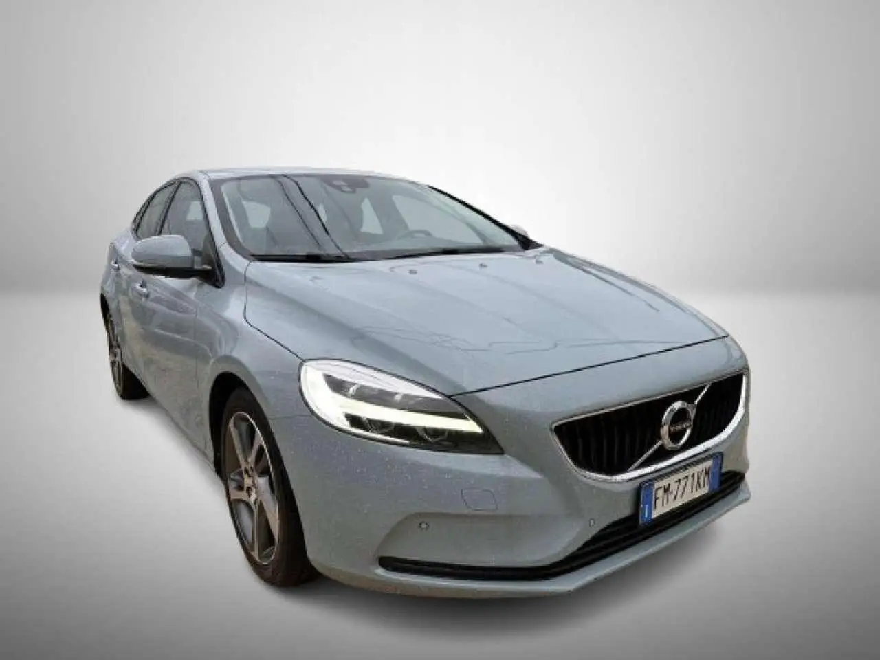 Photo 1 : Volvo V40 2017 Diesel