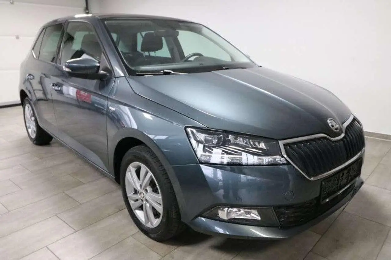 Photo 1 : Skoda Fabia 2020 Petrol