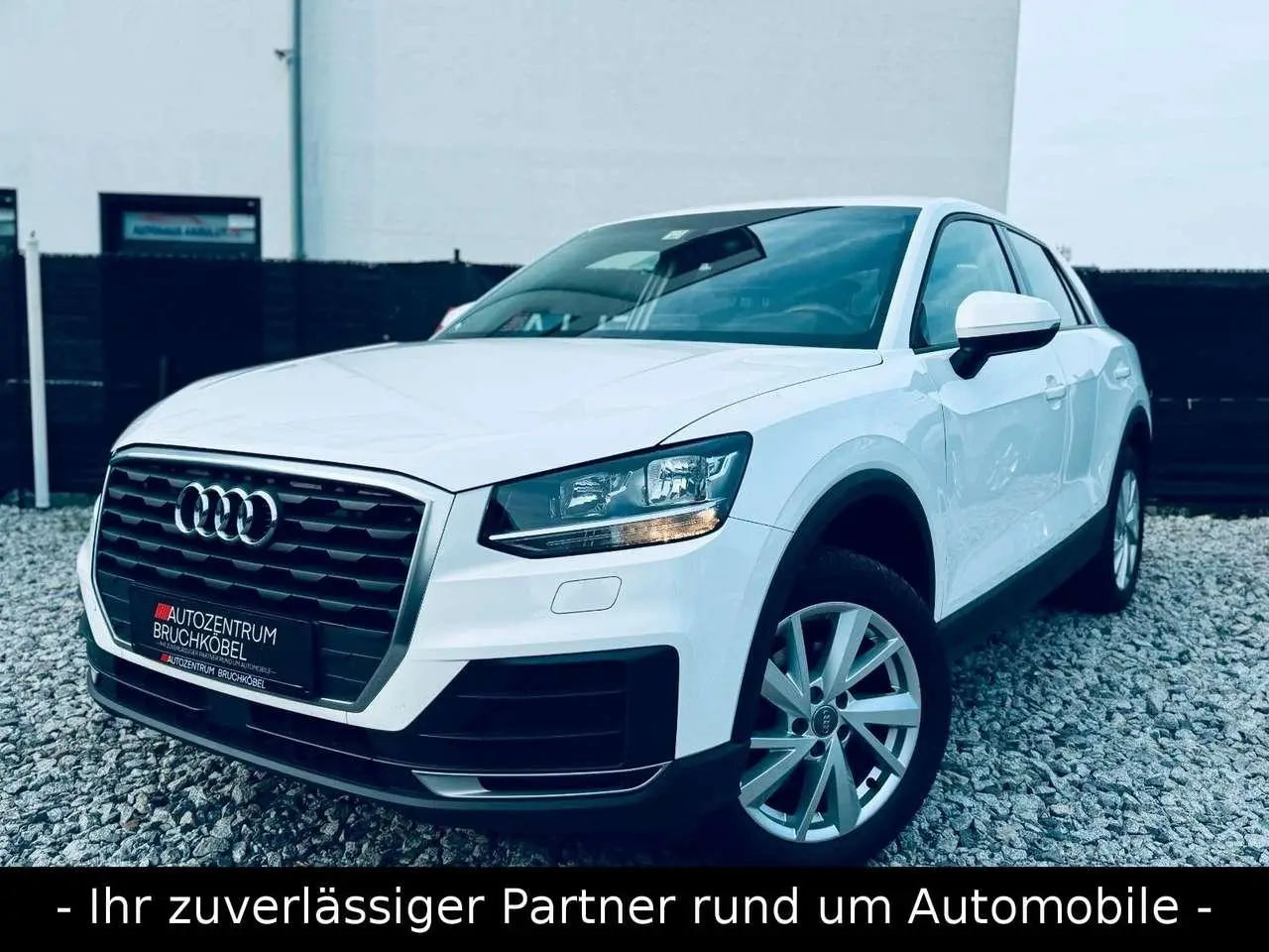 Photo 1 : Audi Q2 2019 Petrol