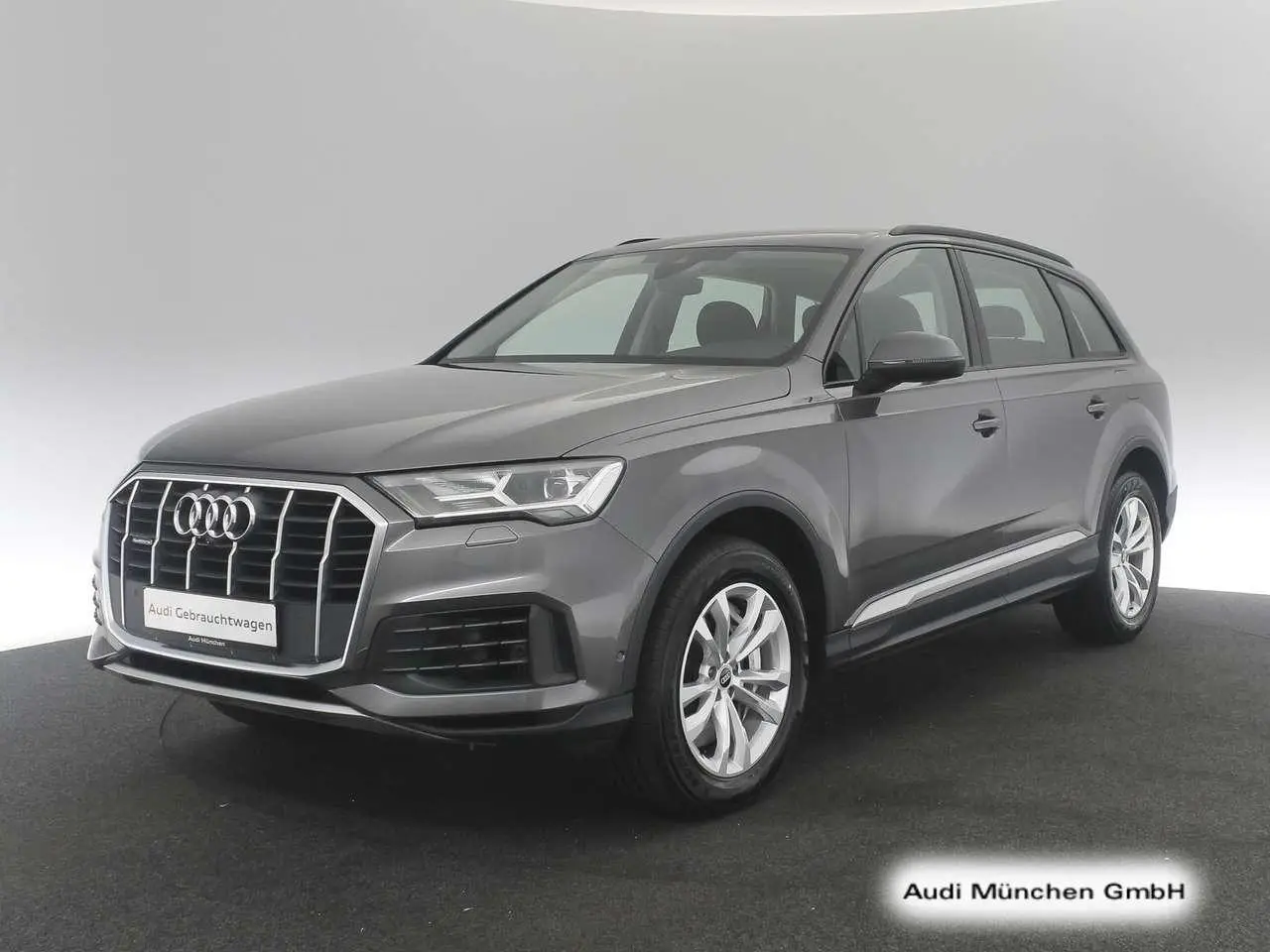 Photo 1 : Audi Q7 2021 Hybrid