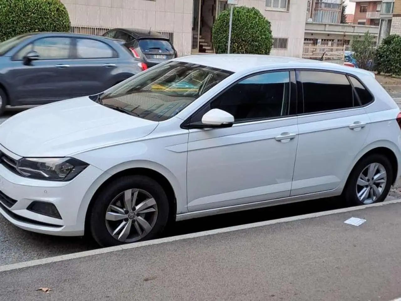 Photo 1 : Volkswagen Polo 2019 Diesel