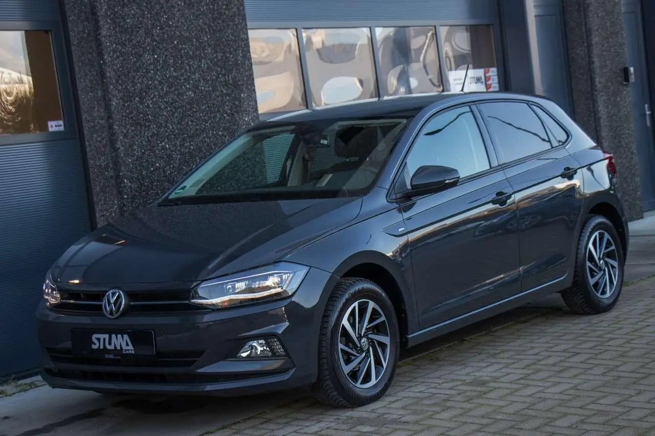 Photo 1 : Volkswagen Polo 2019 Petrol