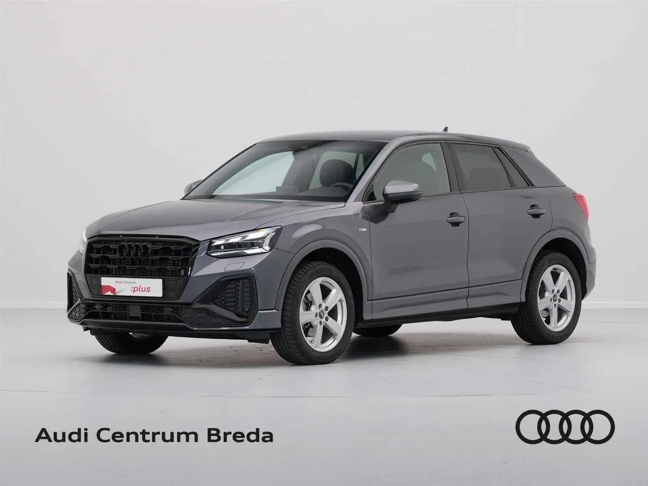 Photo 1 : Audi Q2 2024 Petrol