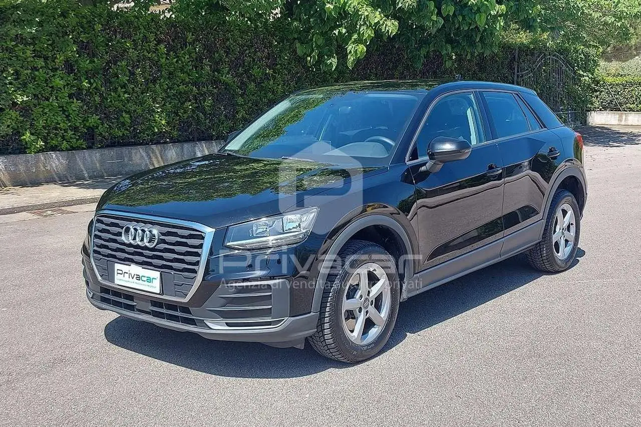 Photo 1 : Audi Q2 2017 Diesel