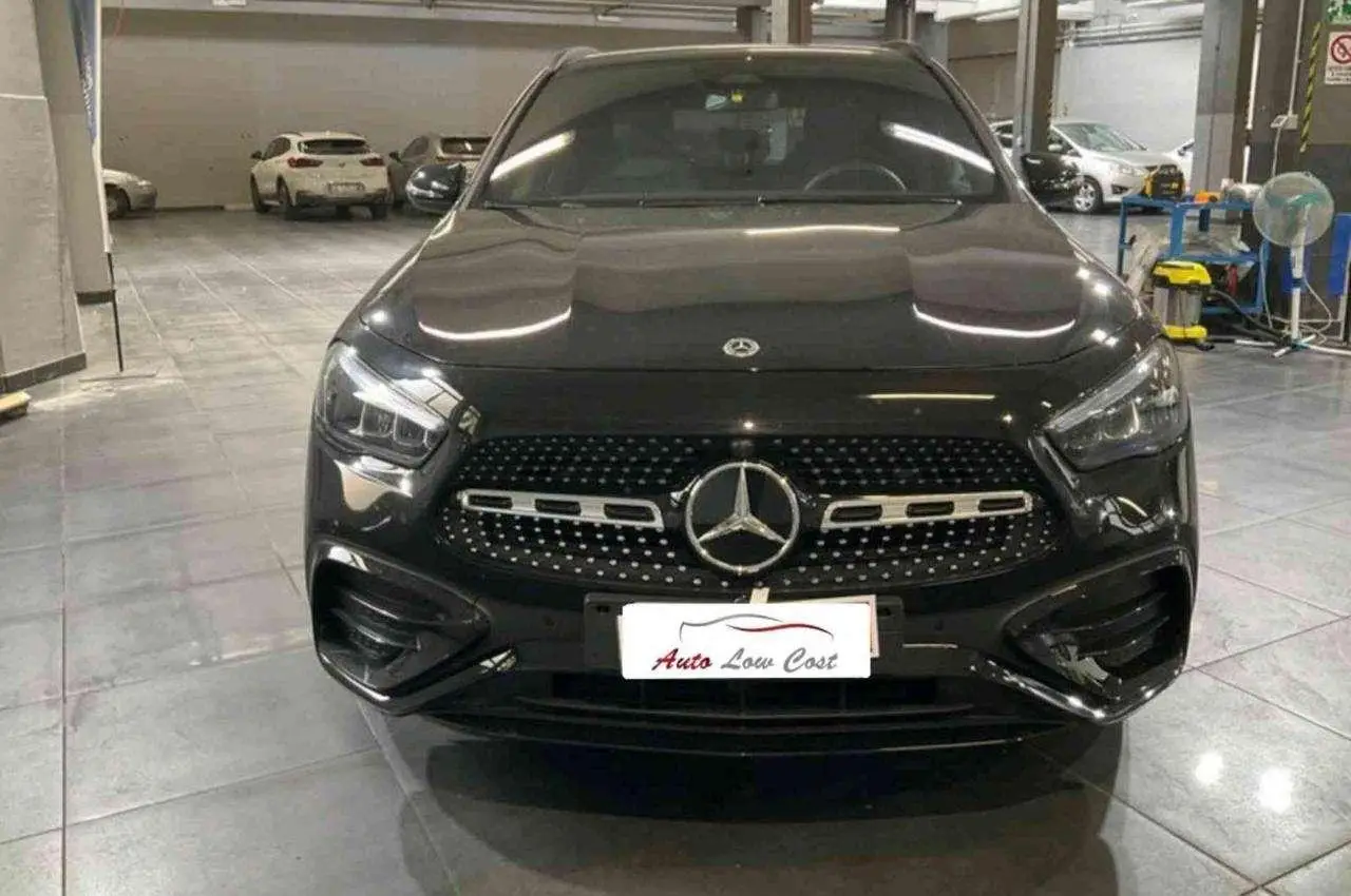 Photo 1 : Mercedes-benz Classe Gla 2024 Essence