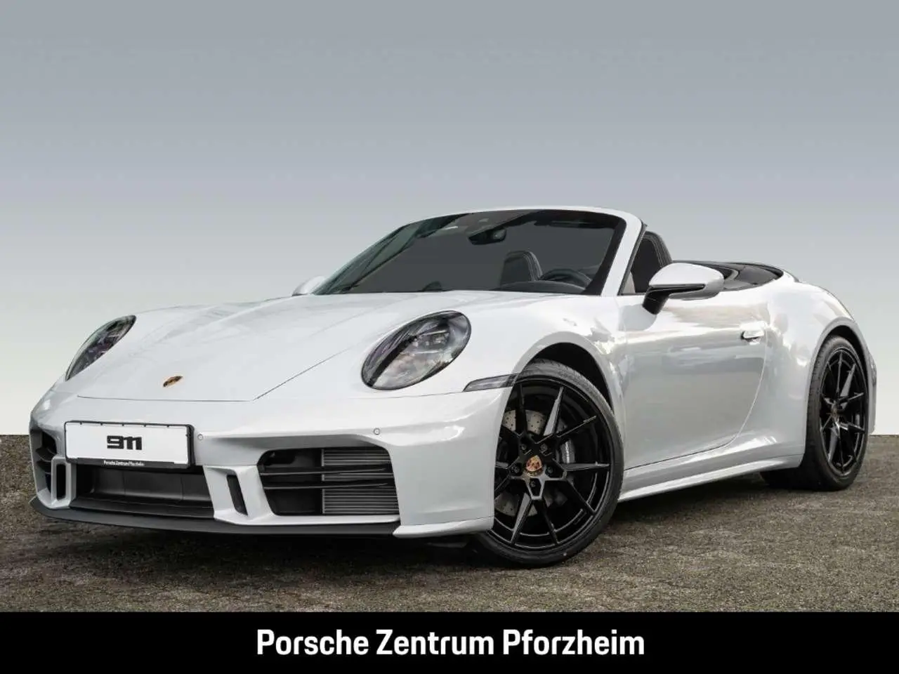 Photo 1 : Porsche 992 2024 Essence