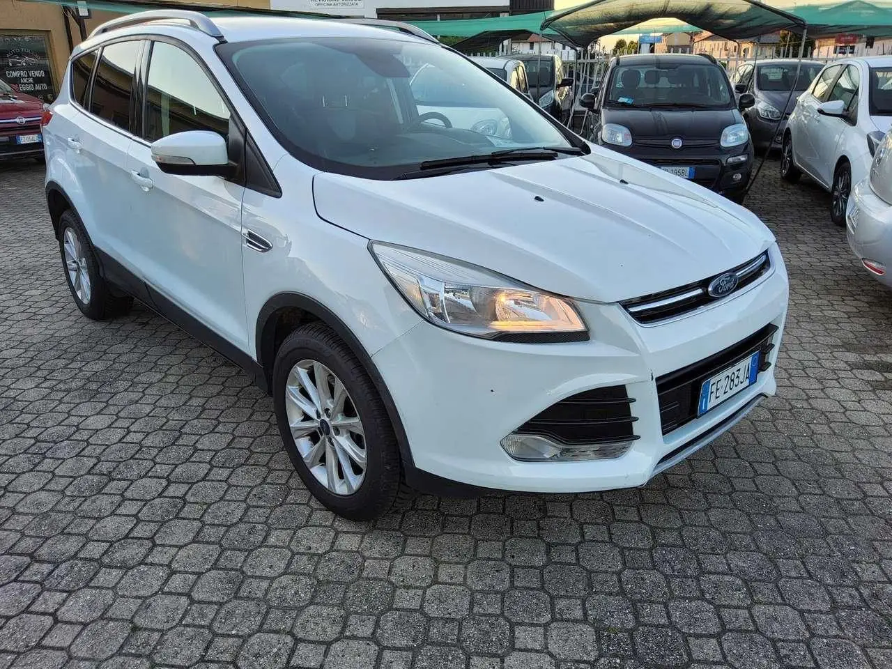 Photo 1 : Ford Kuga 2016 Diesel