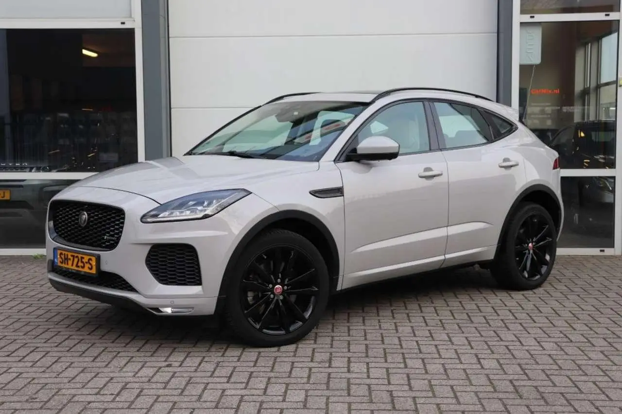 Photo 1 : Jaguar E-pace 2018 Petrol