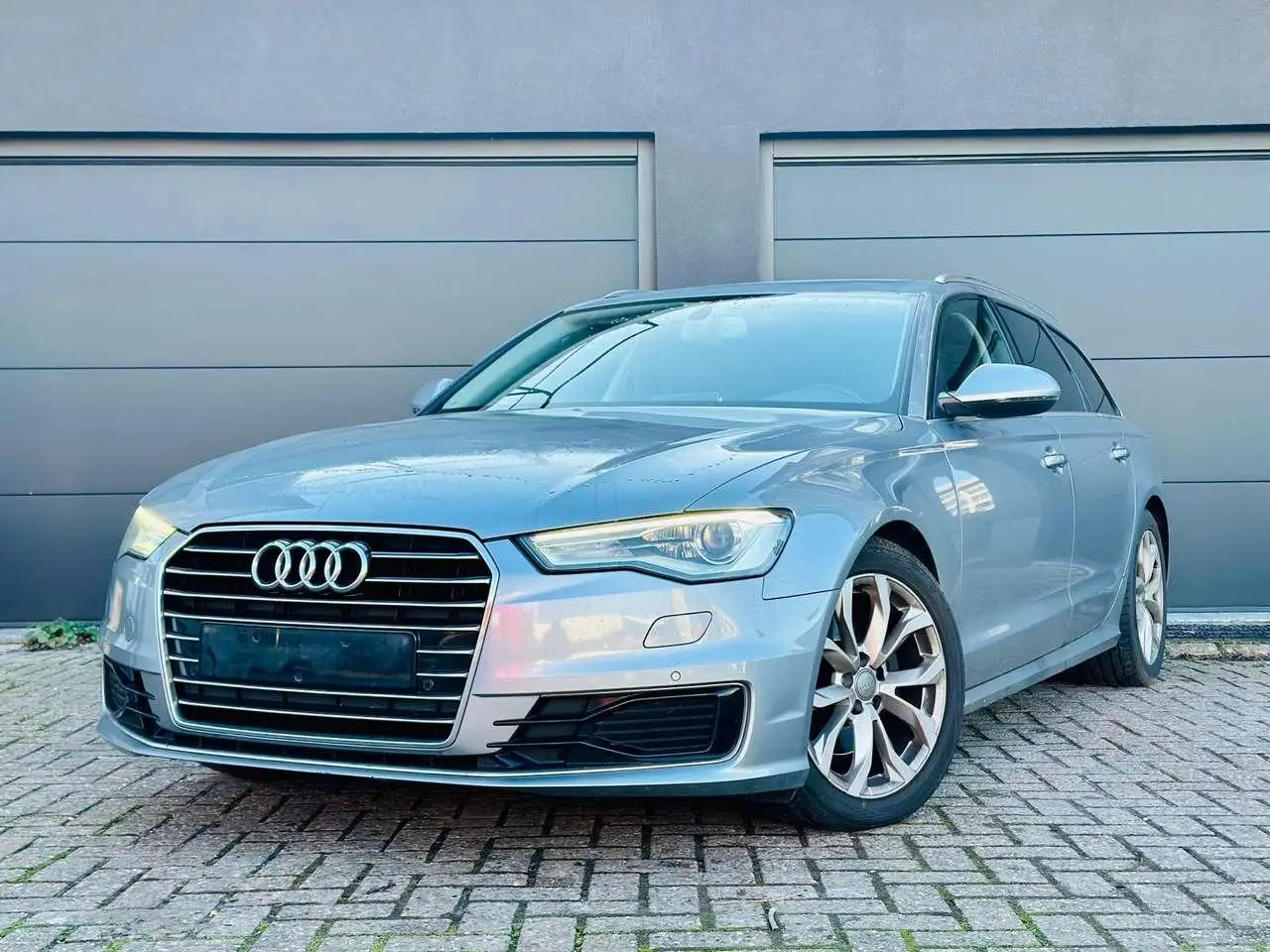 Photo 1 : Audi A6 2015 Diesel