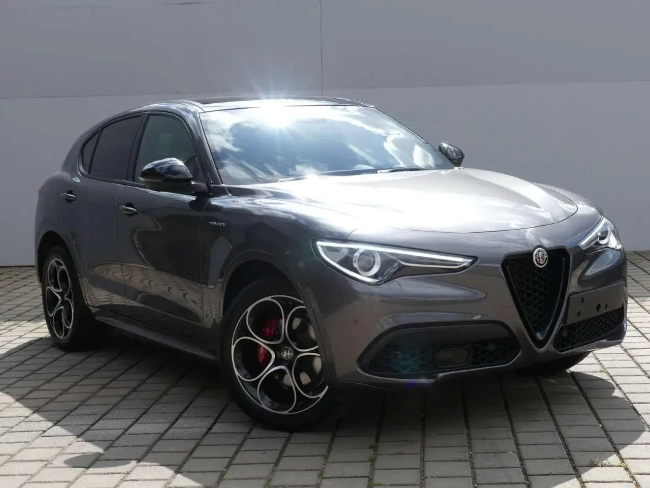 Photo 1 : Alfa Romeo Stelvio 2022 Petrol