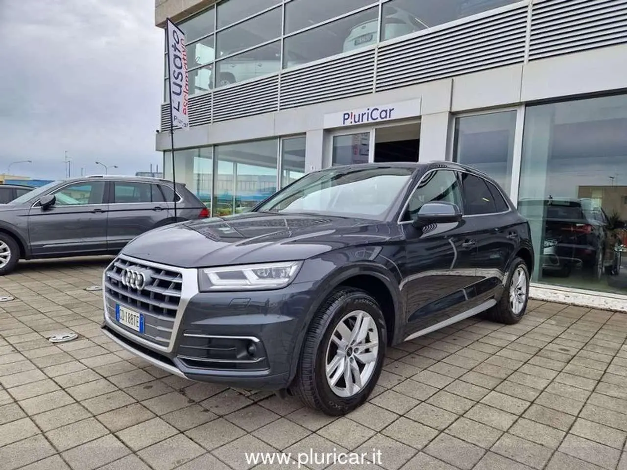 Photo 1 : Audi Q5 2020 Hybrid